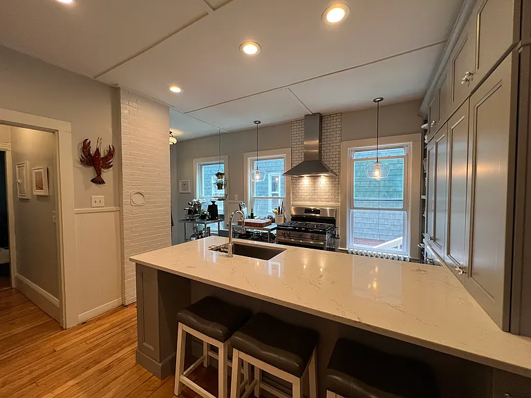 16 Marshall St — Photo 11