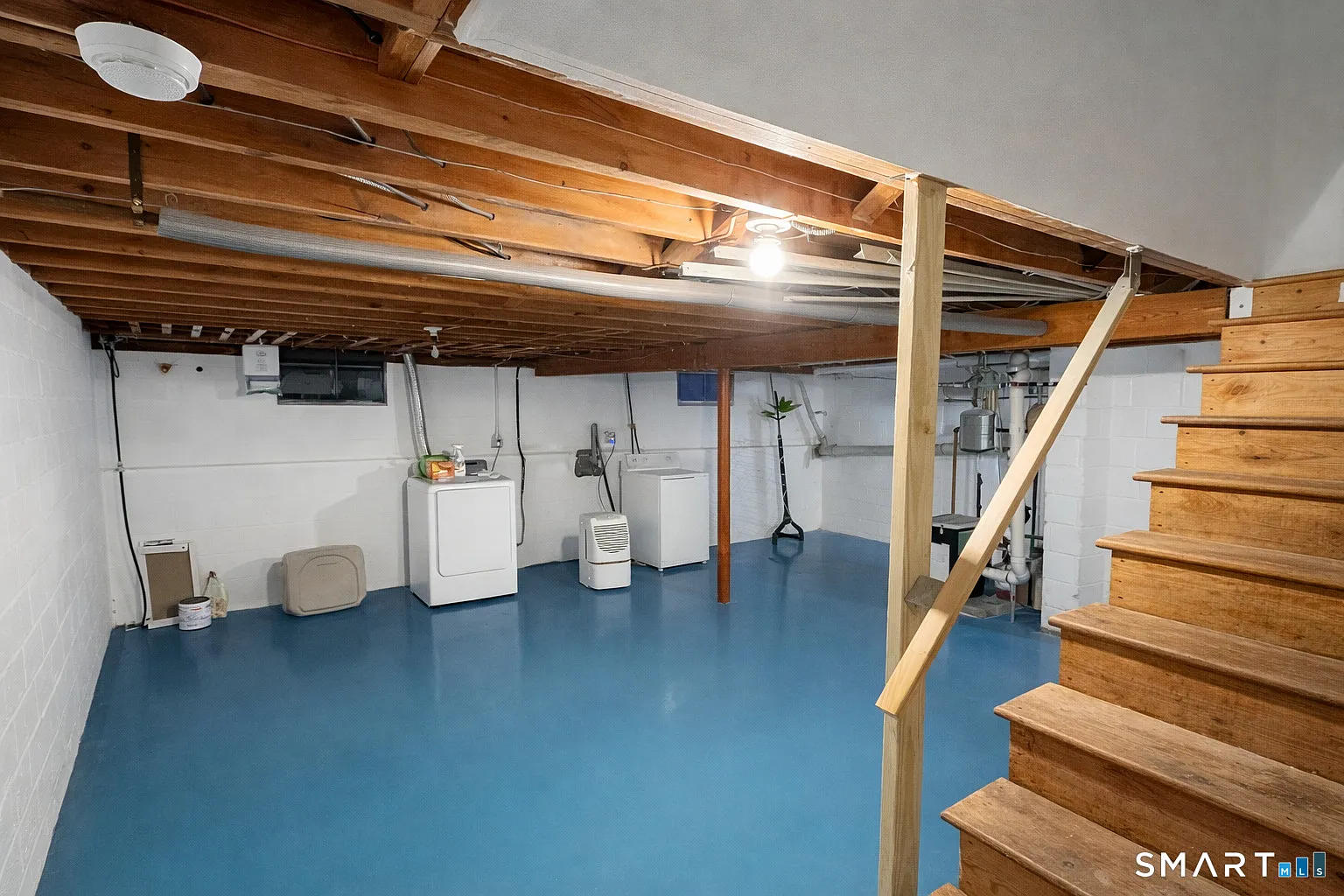 4 bed, 1.0 bath, 1224 sqft, $3,800 — Photo 3