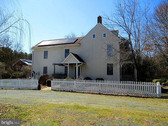 5th image of 8355 Broad Neck Rd