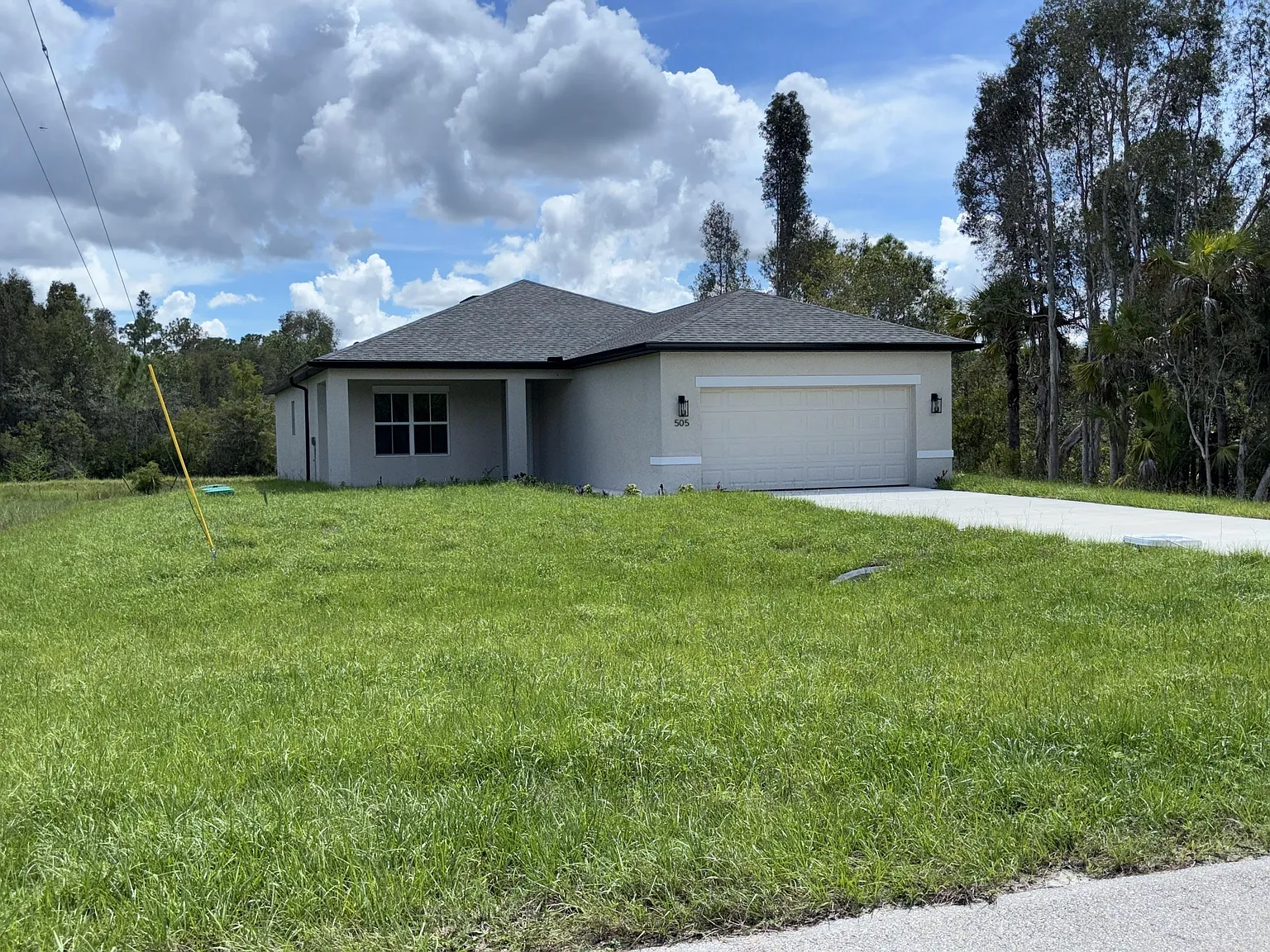 3 bed, 1615 sqft, $2,000 — Photo 3