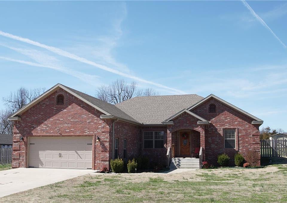 1st image of 3376 Gracie Dr