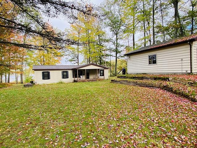 1st image of 785 W Long Lake Dr