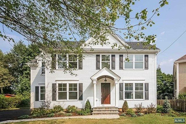 1st image of 25 Millington Dr