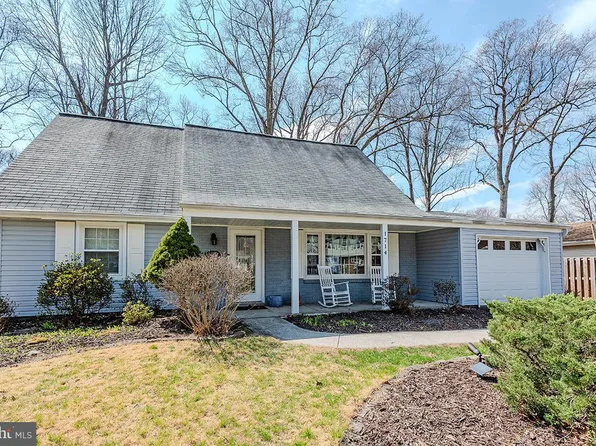 1714 Sturbridge Pl, Crofton, MD 21114