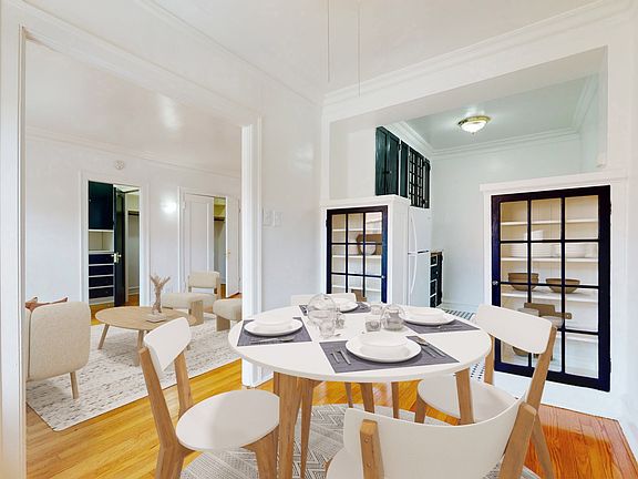 2nd image of 5501 S Cornell Ave #20