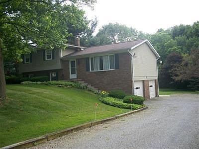 3rd image of 8519 Hickerylane Ave NW