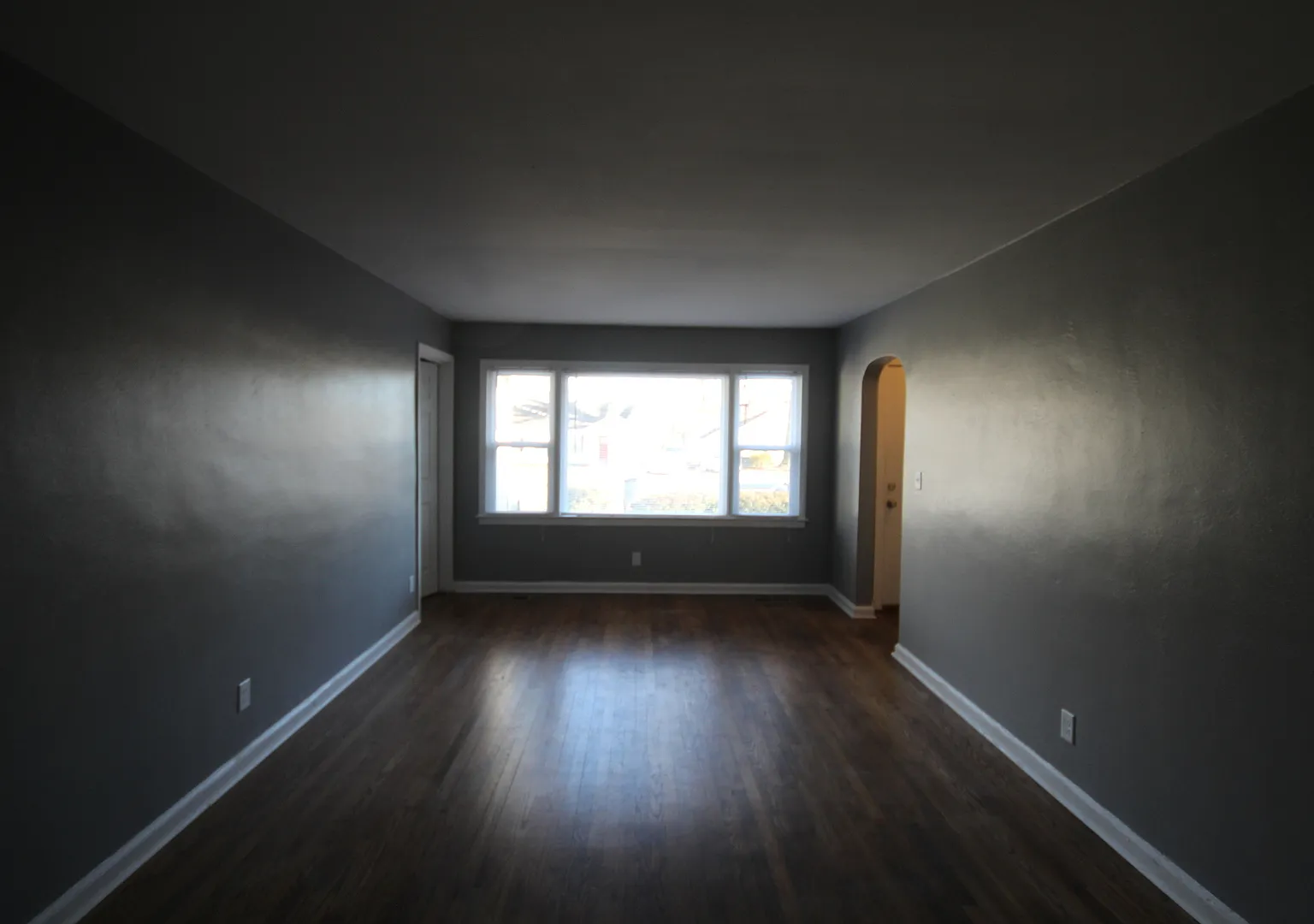 Updated 3-Bedroom Home With Fenced Yard Great Brainerd Location! — Photo 4