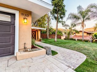 19301 Fairhaven Ext, Santa Ana, CA 92705