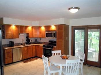 4th image of 10808 Arnett Dr