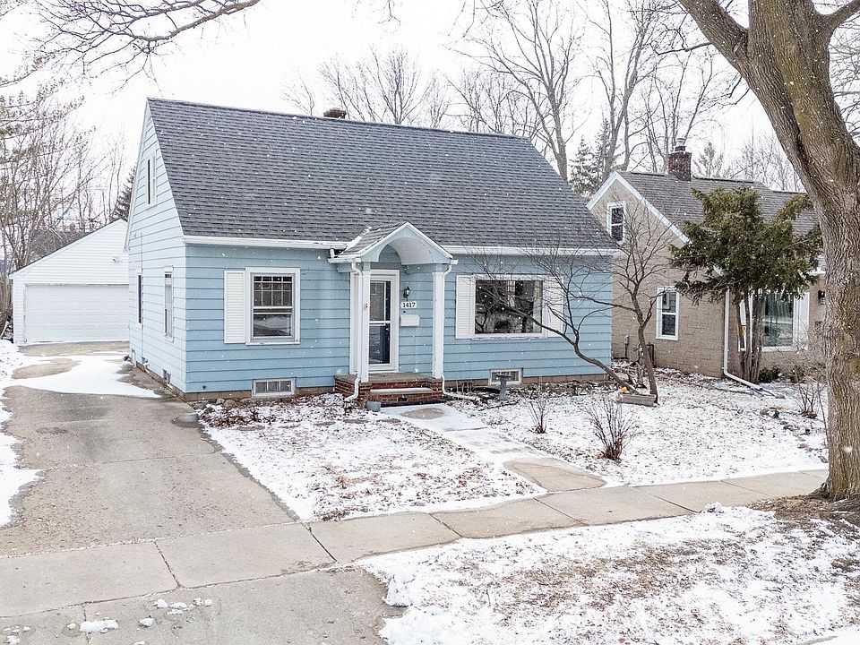 1st image of 1417 W 8th St