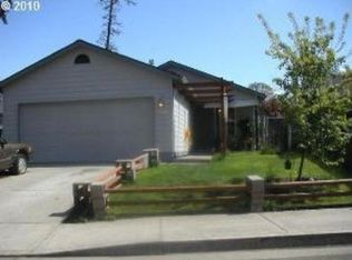 59060 Elizabeth Ln, Saint Helens, OR 97051