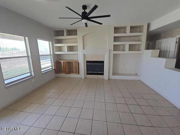 5th image of 224 Lago Grande Dr
