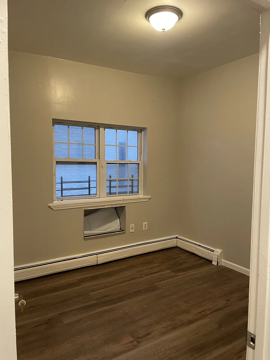 Building Photo - 725 Fairmount Pl