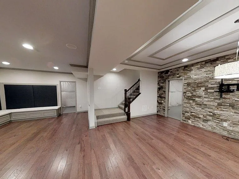 141 Coachman Cir — Photo 35