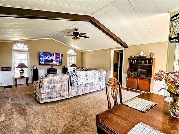 5th image of 11 Oldfield Dr