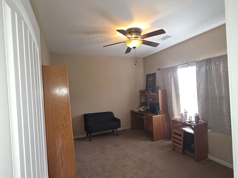 836 Westlawn Dr — Photo 18