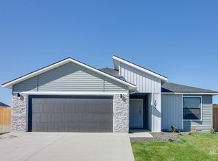 1077 Quartzite Ave, Middleton, ID 83644