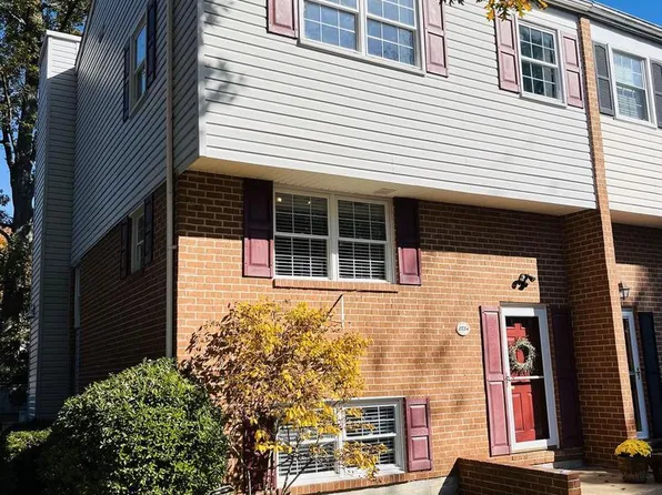 2854 Aspen Hill Rd, Parkville, MD 21234