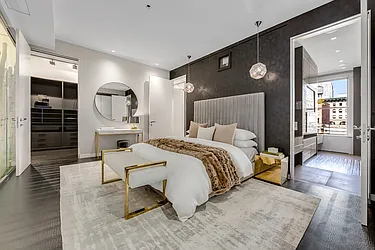 Sold by Nest Seekers International