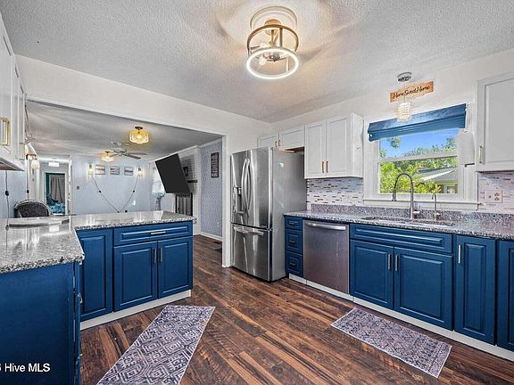 3rd image of 200 Stratford Road