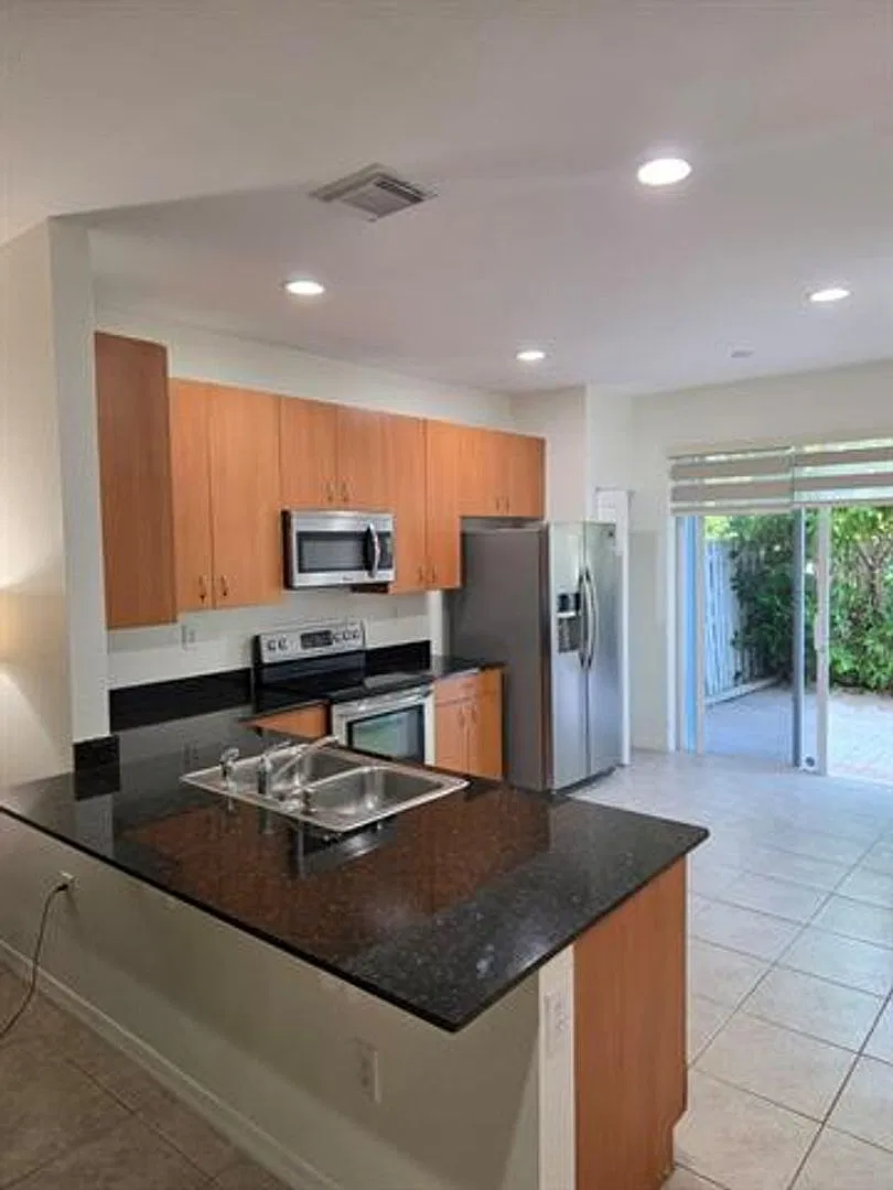 14965 SW 41st Ln th 14965, Miami, FL 33185 — Photo 4