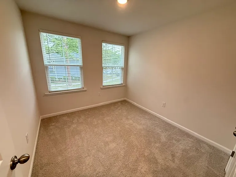 467 Martins Creek Blvd — Photo 18