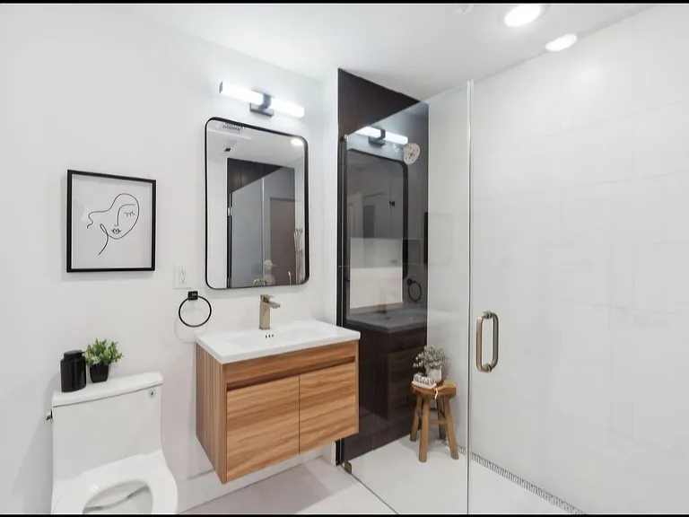 234 Webster Ave — Photo 6