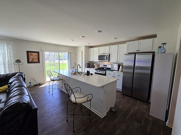 5th image of 1801 Turtle Creek Dr