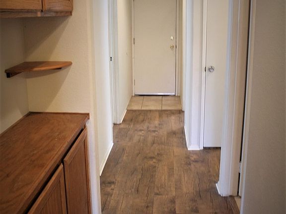 5th image of 2838 Alne Dr