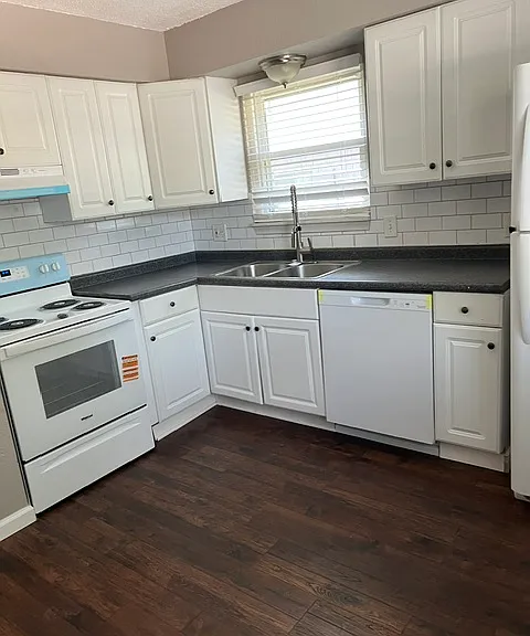 9400 Bluejacket St #9400 — Photo 16