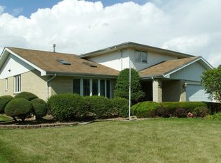 74 Ruggles Ct, Orland Park, IL 60467