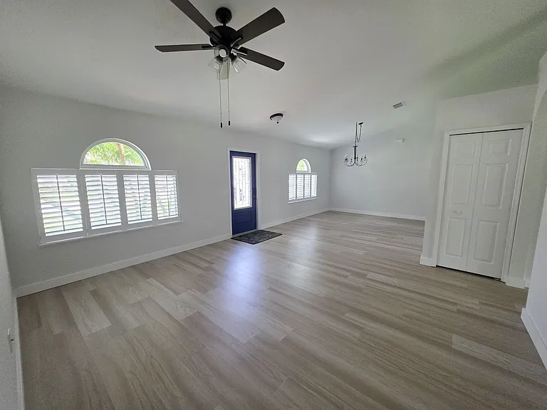 5230 Compass Pointe Cir — Photo 35
