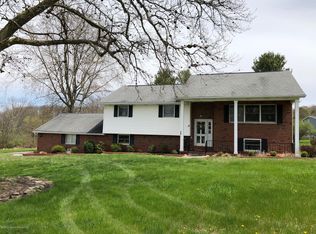 146 Jermyn Dr, Waverly Township, PA 18411