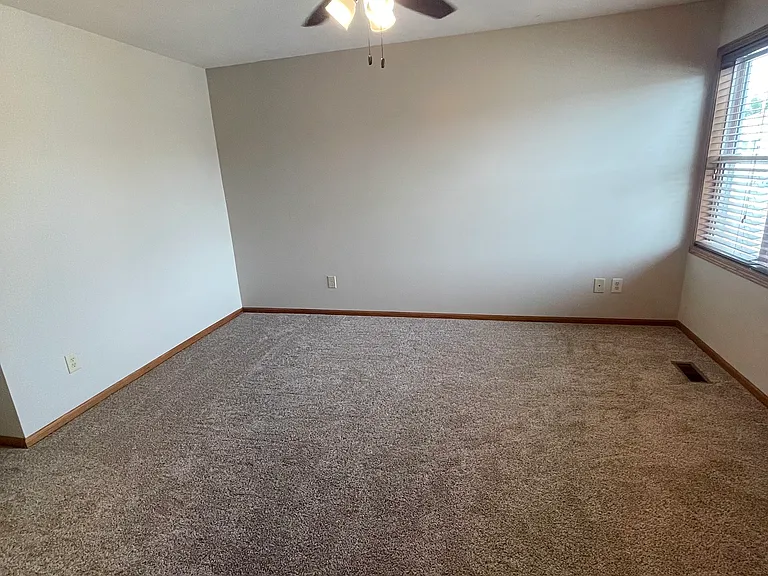 3507 McLaughlin Dr — Photo 33