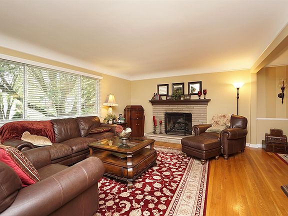 4th image of 6724 Miami Hills Dr