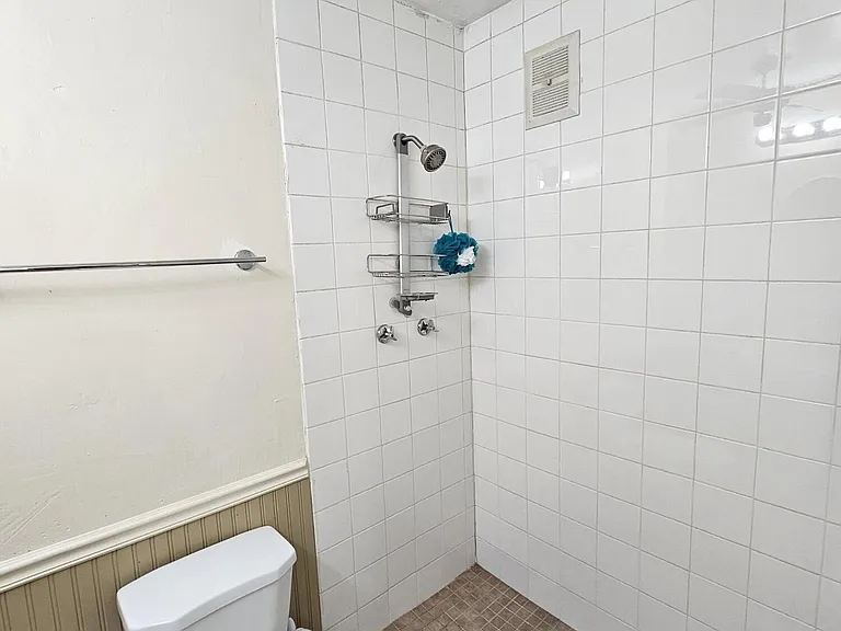 315 Golden Rock Est — Photo 18