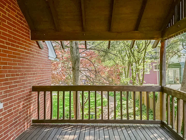 206 E Marion St — Photo 19
