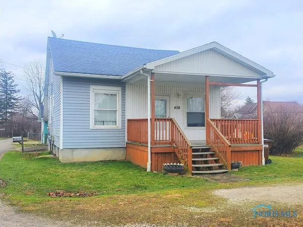 456 Jackson St, Tiffin, OH 44883
