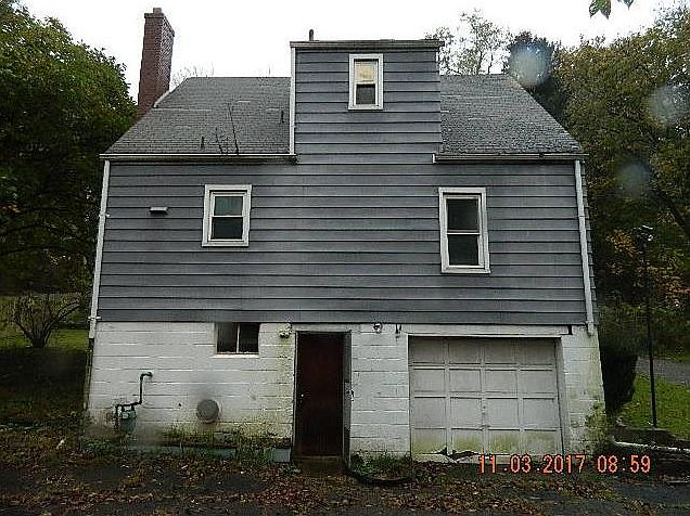 2nd image of 937 Middle Rd