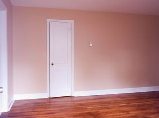 8401 Flower Ave APT 5, Takoma Park, MD 20912