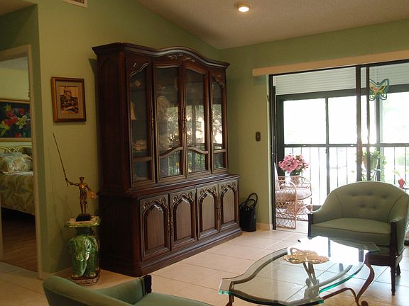 5th image of 15144 Ashland H Street Apt 291