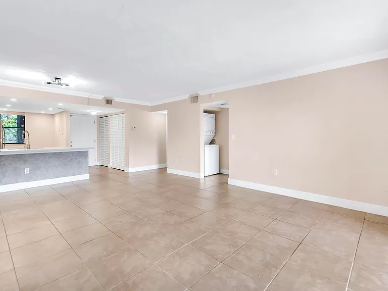5200 NW 31st Ave #141 — Photo 5