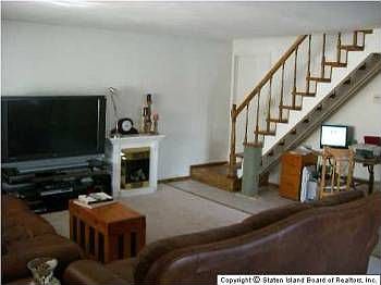 5th image of 180 Dinsmore St APT K