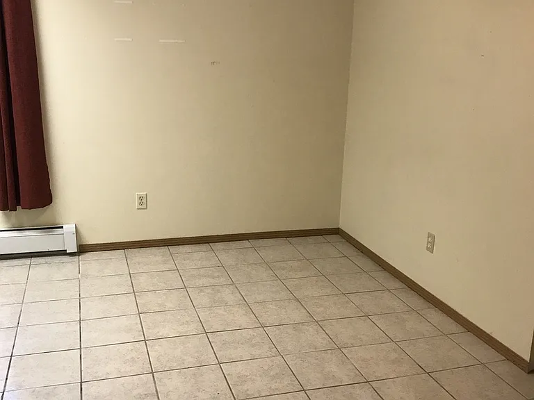 2591 Garnet Dr — Photo 16