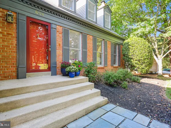 608 Symphony Woods Dr, Silver Spring, MD 20901