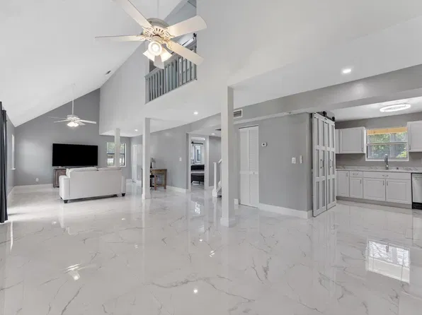 17495 47TH Court N, The Acreage, FL 33470