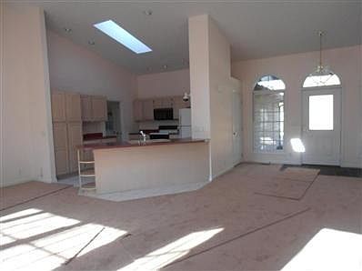 5th image of 55 Westridge Ct