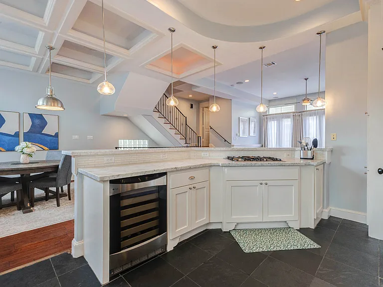 1818 Binz St #D — Photo 10