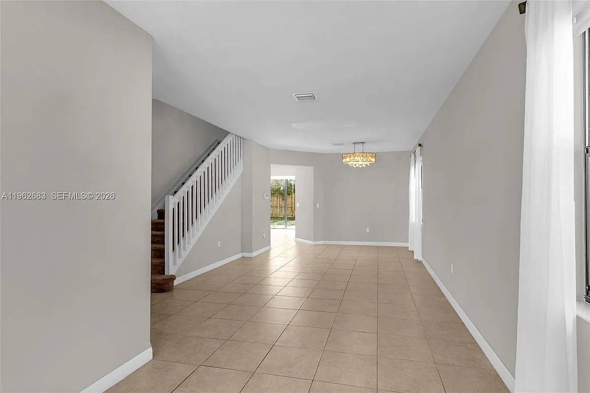 Building Photo - 11770 SW 251st St