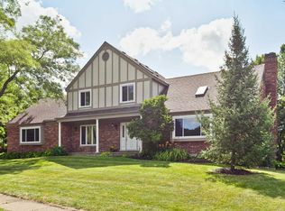 1620 Halma Ln, Woodstock, IL 60098